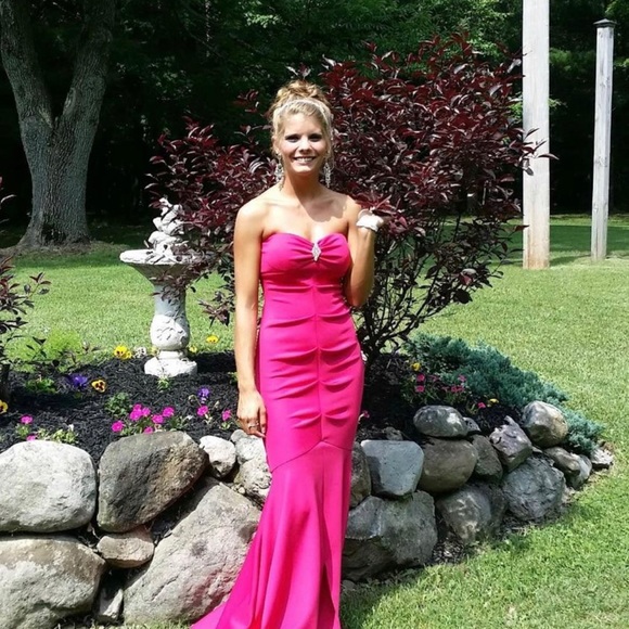 Cocktail Dress - Picture 3 of 4